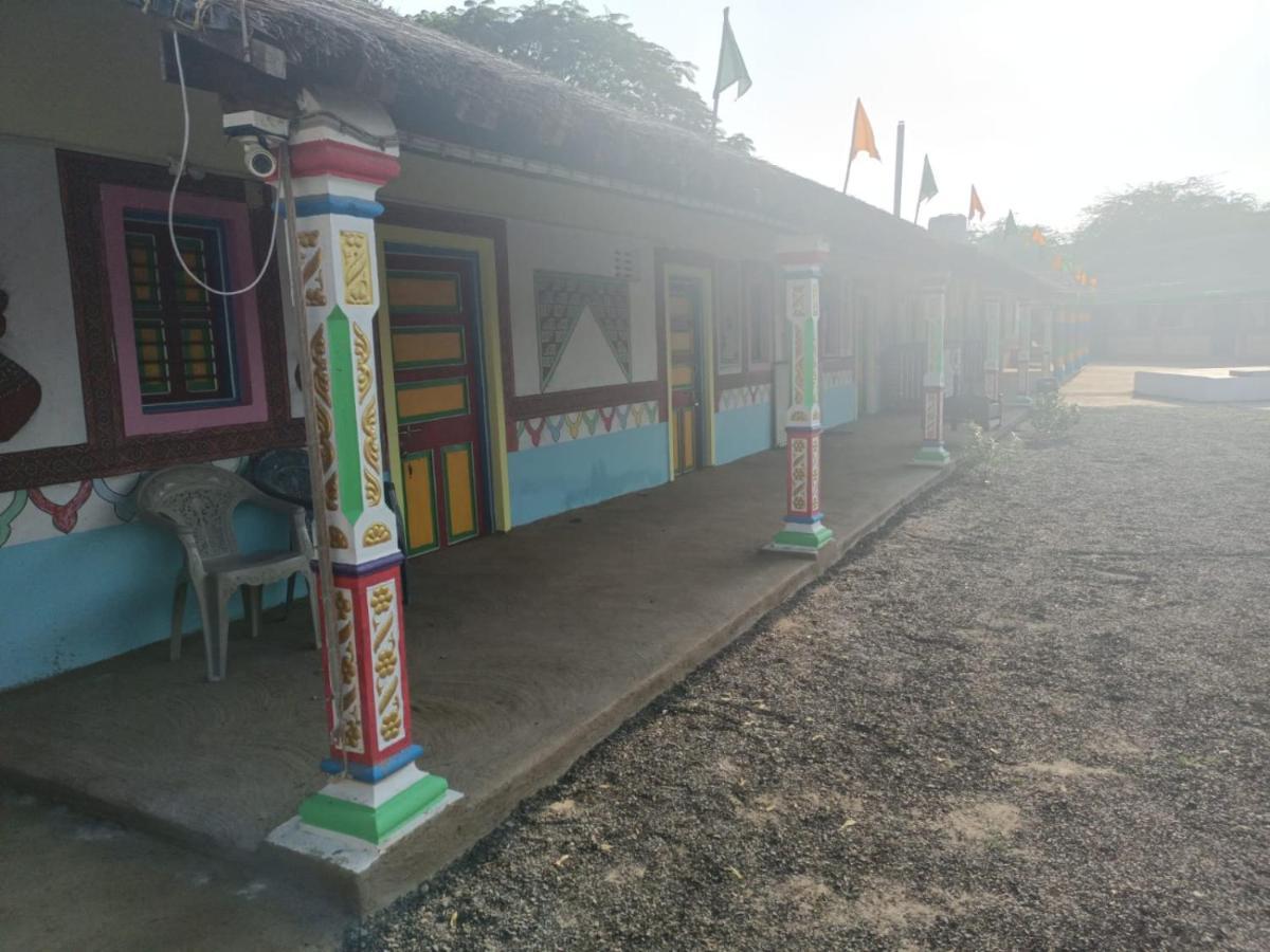 Rann Bhumi Homestay Resort Hodka Zewnętrze zdjęcie
